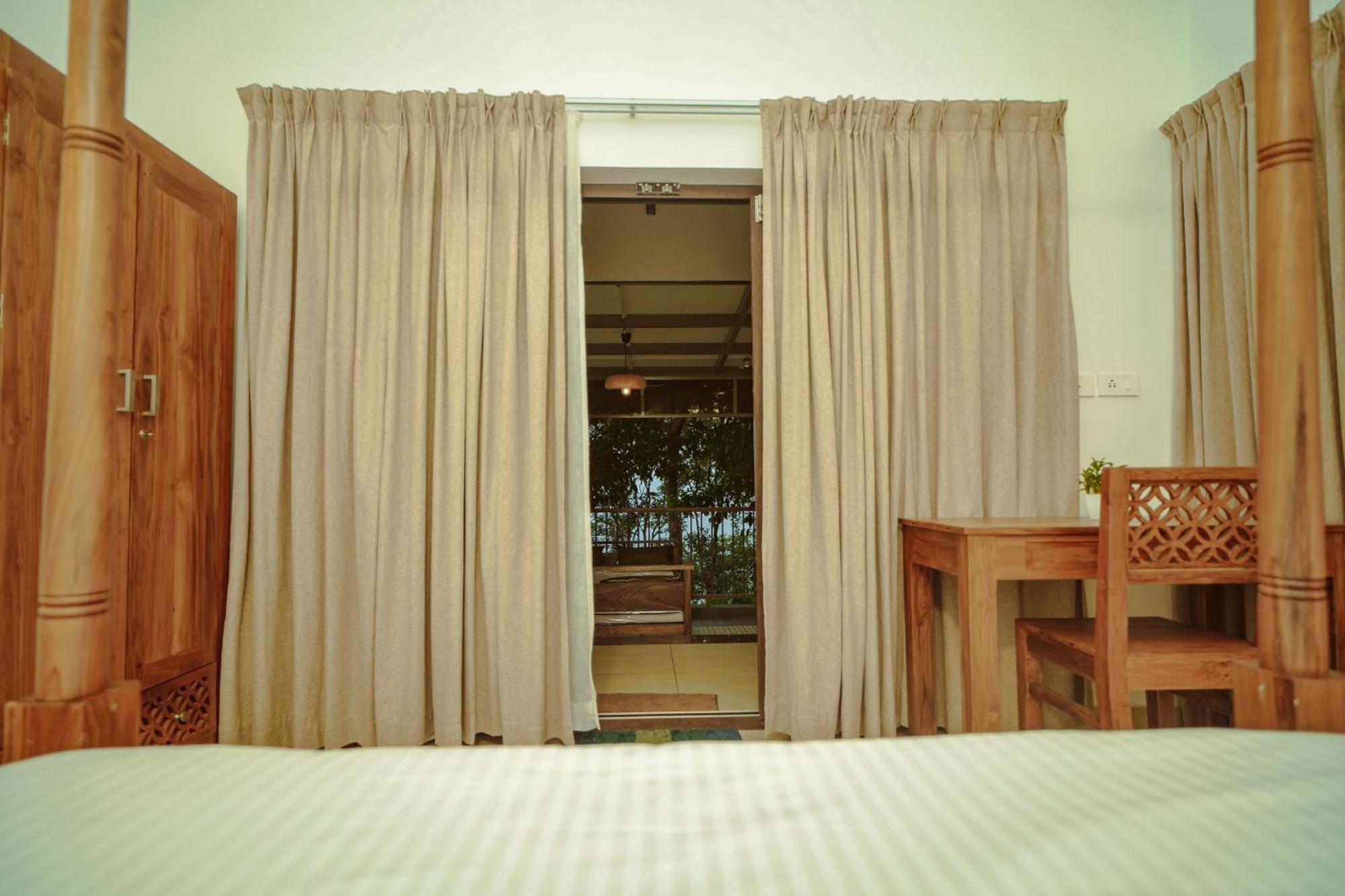 Nila Paithal Villa Paithalmala ภายนอก รูปภาพ